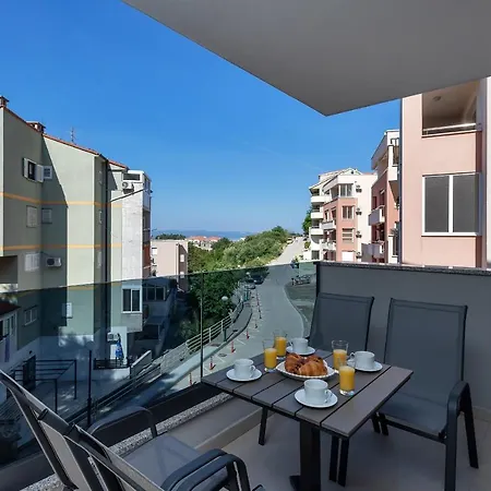 Apartment M&l