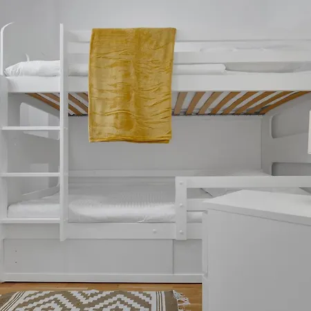M&l Apartment